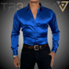 Camisa satin Azul Rey hombre usando camisa satinada de color azul rey